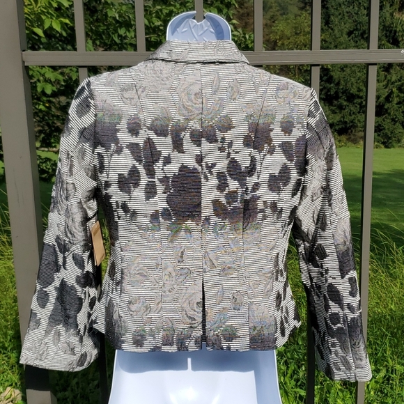New Coldwater Creek Floral Jacquard Black, Gray & White Jacket/Blazer 8P - Picture 9 of 15